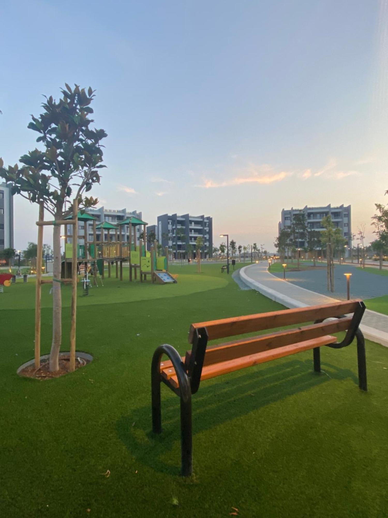 Sunset Gardens - Holiday Apartments - By Tlv Living Limassol Bagian luar foto