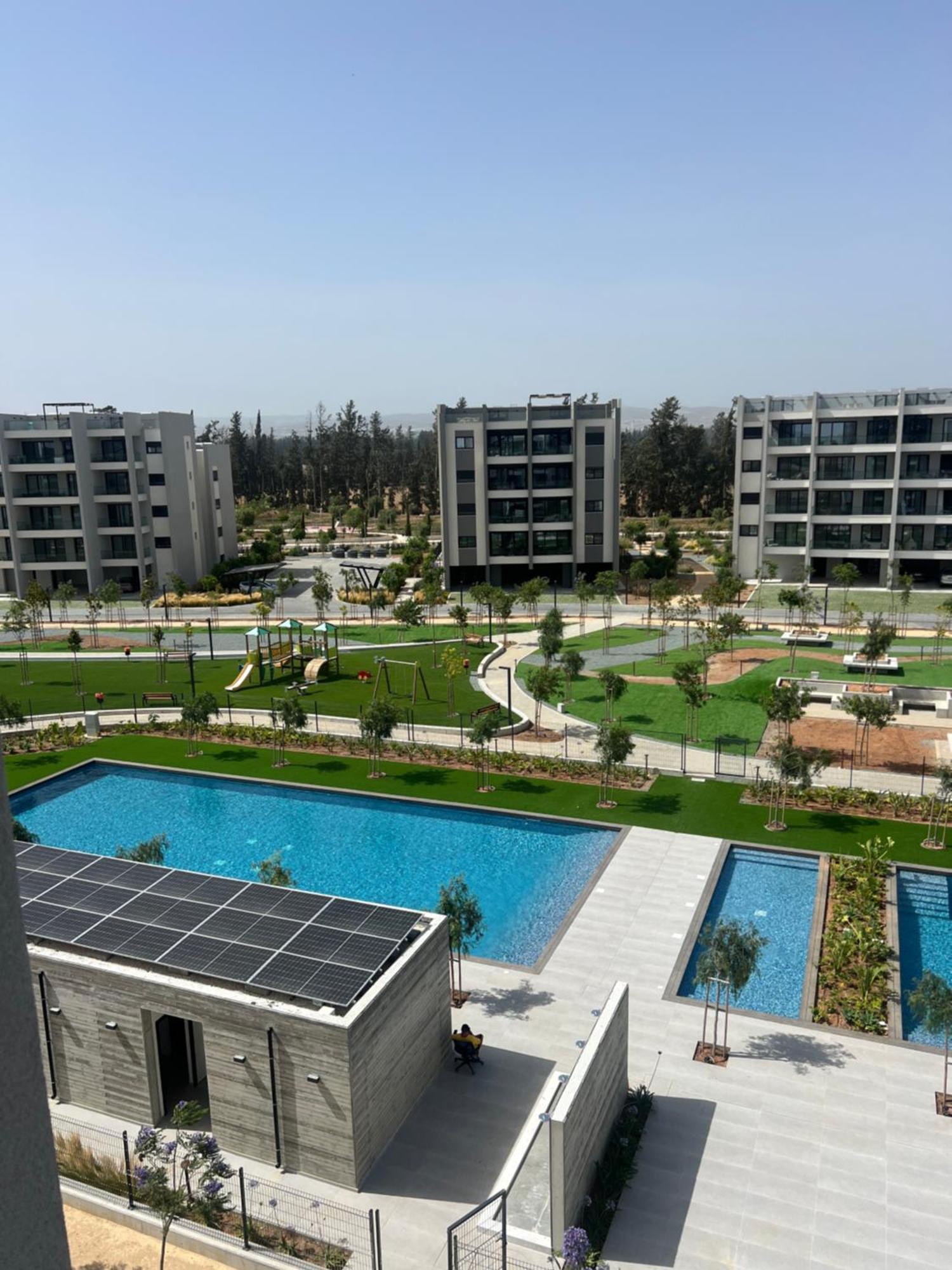 Sunset Gardens - Holiday Apartments - By Tlv Living Limassol Bagian luar foto
