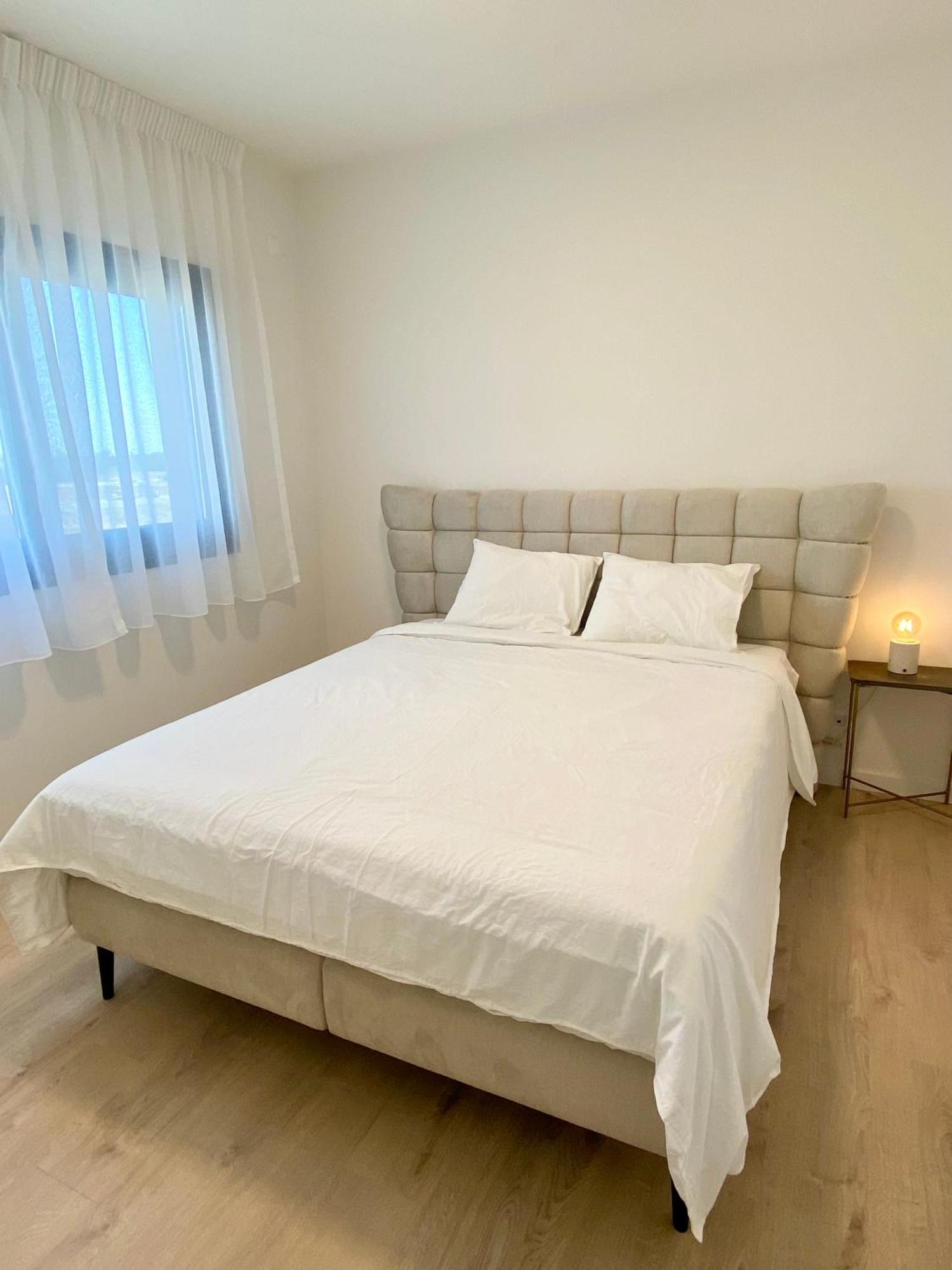 Sunset Gardens - Holiday Apartments - By Tlv Living Limassol Bagian luar foto